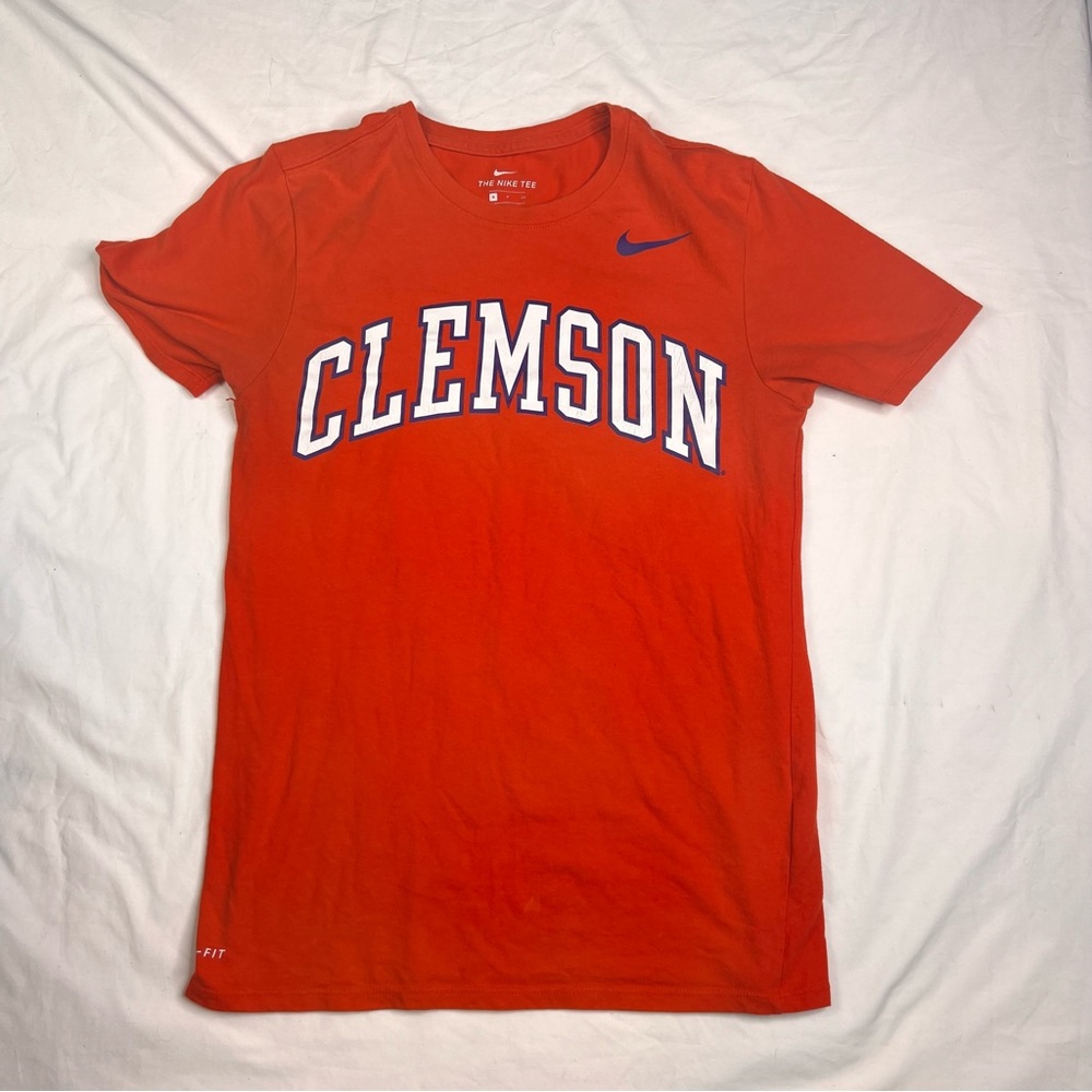 The Nike Tee Dri Fit Size S Clemson Tigers Short Sleeve T-Shirt Orange 020124